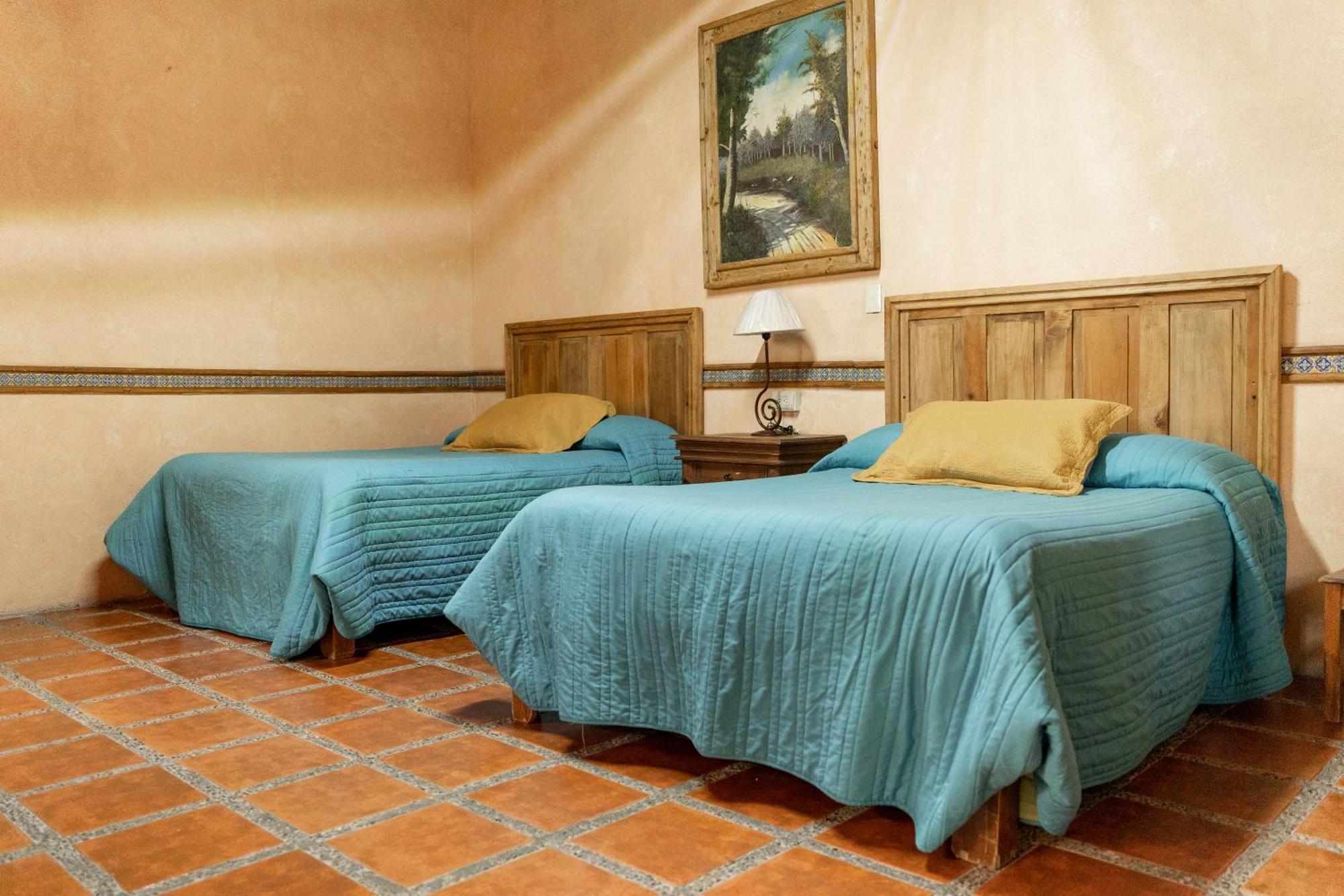 Hotel Casamia Dolores Hidalgo Exterior photo